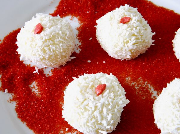 Beijinhos 10g (cento)